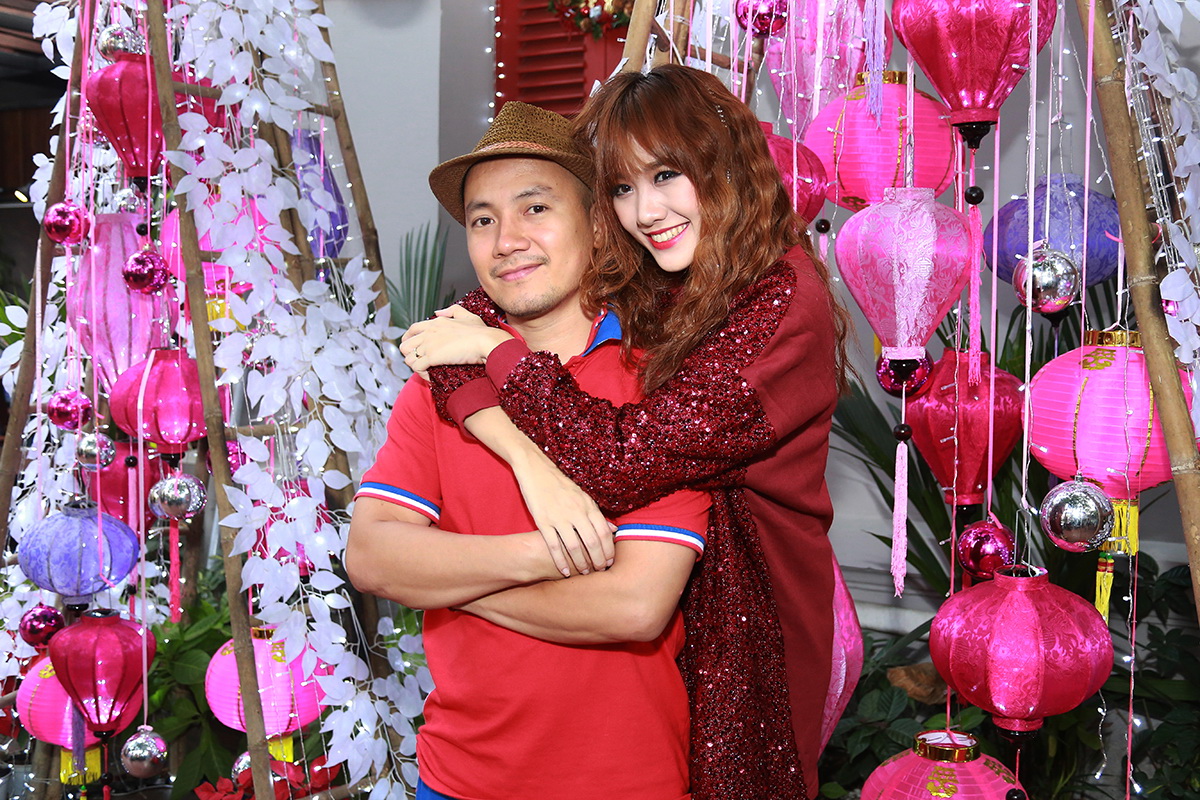 Hari v&agrave; bạn trai Tiến Đạt