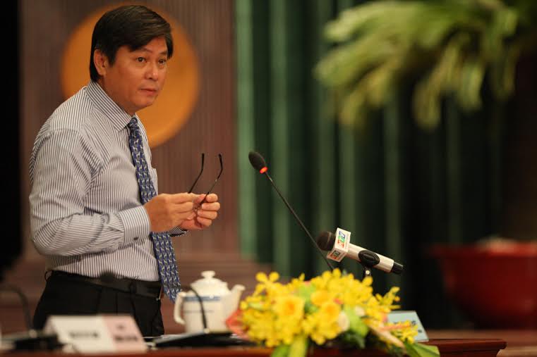 &Ocirc;ng Đ&agrave;o Anh Kiệt, Gi&aacute;m đốc Sở T&agrave;i nguy&ecirc;n m&ocirc;i trường trả lời chất vấn của c&aacute;c đại biểu, s&aacute;ng 10-7