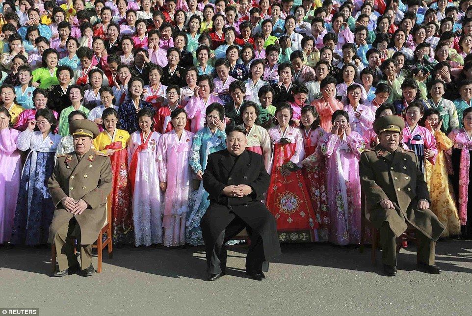 L&atilde;nh đạo Kim Jong-un tham gia một hội nghị d&agrave;nh cho qu&acirc;n nh&acirc;n Triều Ti&ecirc;n gần đ&acirc;y. Ảnh: Reuters