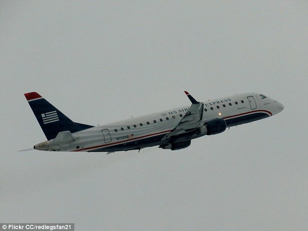 Một máy bay cùng loại chiếc Embraer 175 của U.S. Airways Express. Ảnh: Flickr