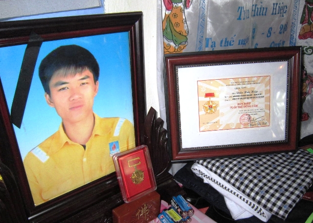 Thanh niên "nhường sự sống" cho người khác được công nhận liệt sĩ