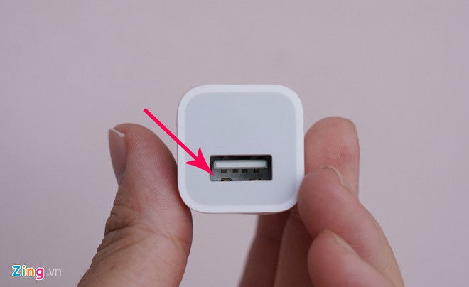 Tr&ograve; lừa b&aacute;n phụ kiện iPhone si&ecirc;u dỏm ở Việt Nam