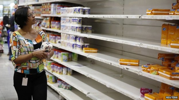Venezuela lo thiếu hụt thực phẩm, buôn lậu gia tăng