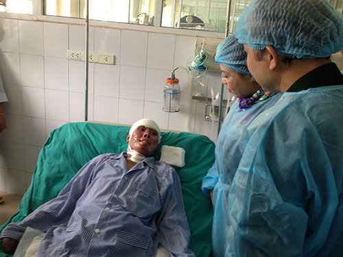 Vụ máy bay rơi ở Hòa Lạc: Chiến sĩ Đinh Văn Dương đã tỉnh