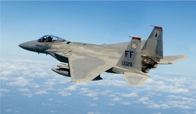 M&aacute;y bay chiến đấu F-15 Eagle của Mỹ. Ảnh: Wikipedia