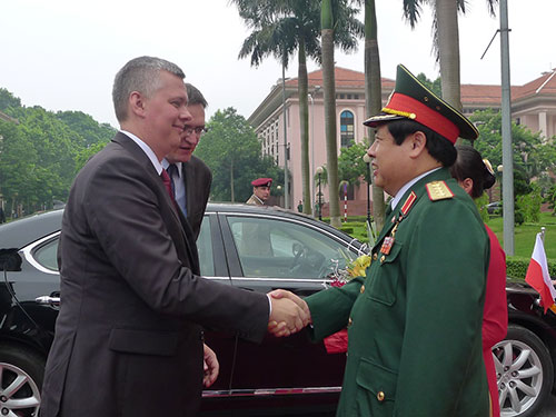 Việt Nam - Ba Lan tăng cường quan hệ quốc phòng
