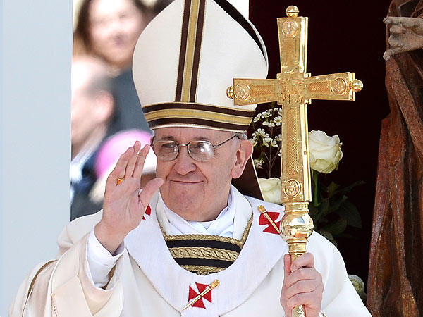 Giáo hoàng Francis, Snowden được đề cử Nobel Hòa bình