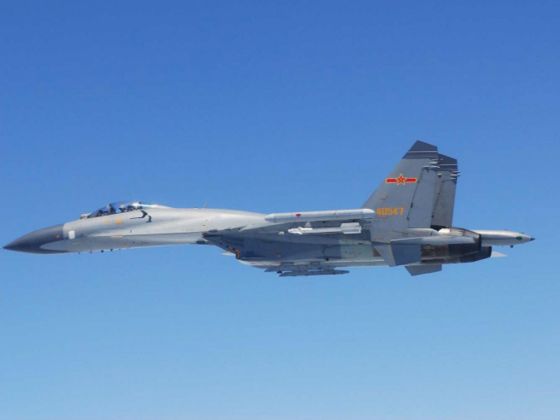 Máy bay SU-27 của Trung Quốc. Ảnh: Reuters