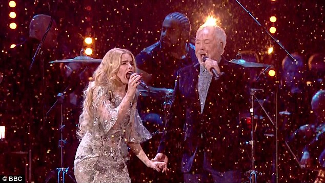 Paloma Faith v&agrave; Tom Jones&nbsp;