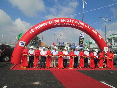 Thông xe cầu Hóa An, khởi công hầm chui Tam Hiệp và cầu vượt Amata