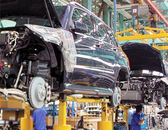Đường vào chuỗi sản xuất ô tô thế giới