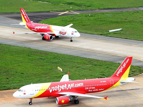 Thời tiết xấu, 2 máy bay VietJet tới Đà Nẵng lại bay về Hà Nội