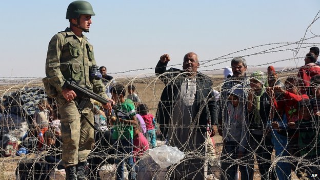 Binh lính Thổ Nhĩ Kỳ ở biên giới giáp Syria. Ảnh: AP