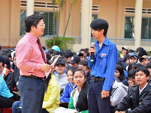 Tư vấn tuyển sinh sát thực, hào hứng