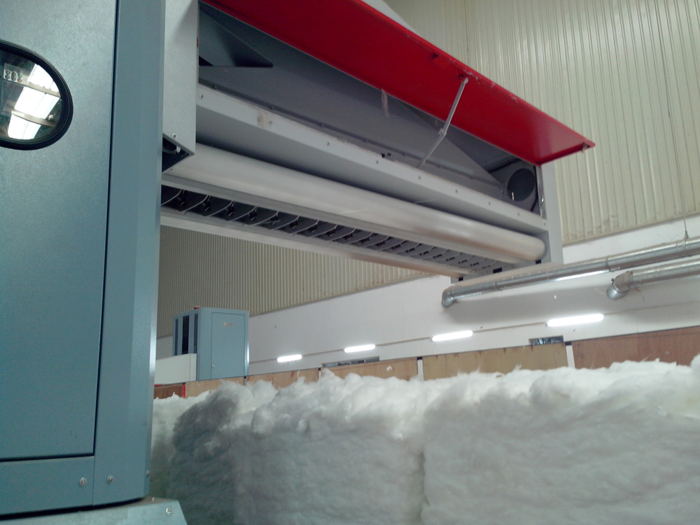 
	Chiếc m&aacute;y đ&atilde; cuốn t&oacute;c chị Dung