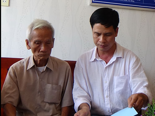 Cán bộ Trại giam Xuân Lộc xin lỗi cha của Huỳnh Văn Nén