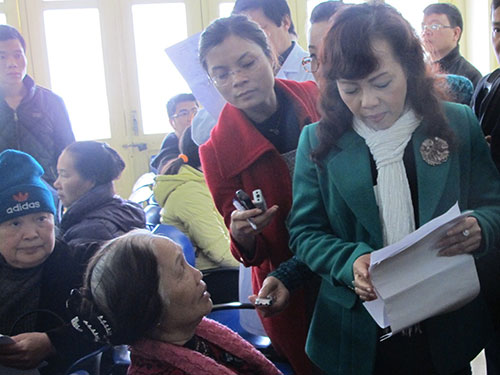 Bộ trưởng Y tế “vi hành”