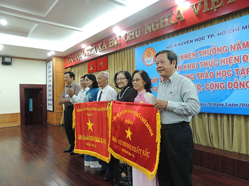 Nhân rộng các mô hình học tập suốt đời
