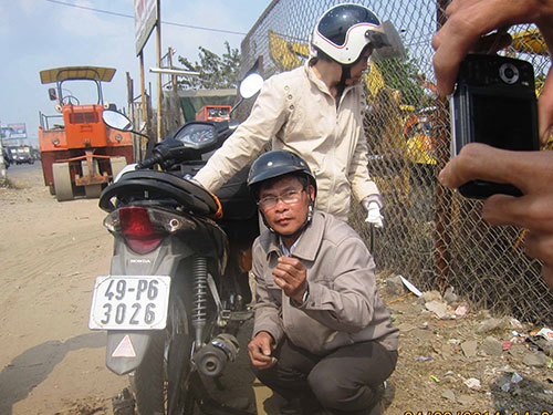 Đây là lần thứ ba ông Hoàng Thành Phương bị cán đinh trên Quốc lộ 1A đoạn giữa Nghĩa trang Liệt sĩ TP HCM và cầu Đồng Nai