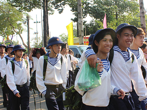 Không nên kéo dài thời gian nhập ngũ