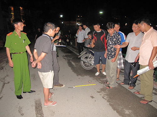 Giang hồ đất cảng đấu súng
