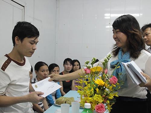 Ấm lòng công nhân xa quê