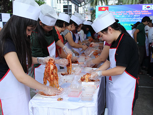 Tưng bừng ngày hội văn hóa Hàn Quốc