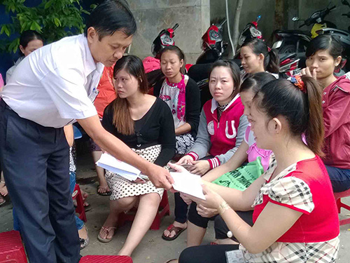 Hỗ trợ nữ công nhân khó khăn