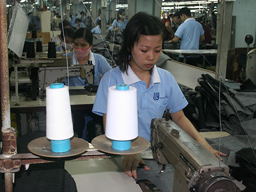 Khuyến khích doanh nghiệp trả lương cao hơn mức tối thiểu