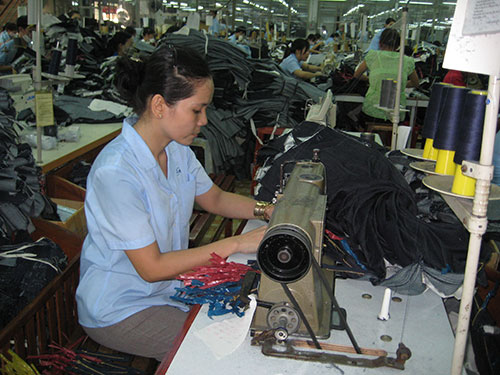 Vụ bãi miễn tổng giám đốc May Sài Gòn 3: Khách hàng lo ngại, công nhân bất an