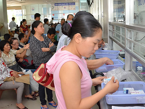 SAU CÁC CHƯƠNG TRÌNH LẮNG NGHE VÀ TRAO ĐỔI: Thực hiện chậm, dân bức xúc