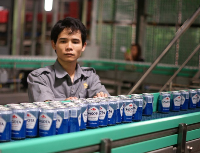 Đ&oacute;ng lon v&agrave; đ&oacute;ng th&ugrave;ng l&agrave; 2 c&ocirc;ng đoạn cuối c&ugrave;ng của quy tr&igrave;nh sản xuất.