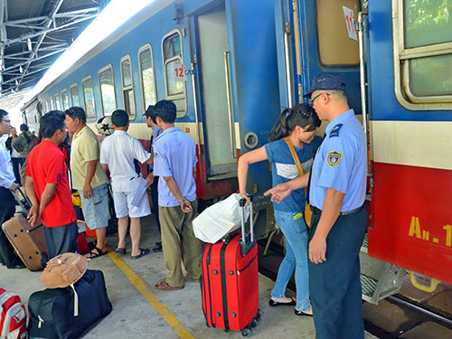 Giảm mạnh giá vé tàu lửa