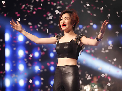 Hòa Minzy đoạt quán quân của Học viện ngôi sao