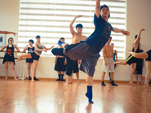 John Huy Trần và Những con số ngộ nghĩnh