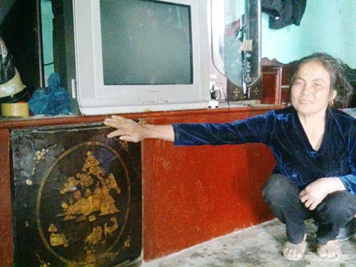 Chiếc tủ được tân trang để đón Tết của gia đình bà Lê Thị Hạnh