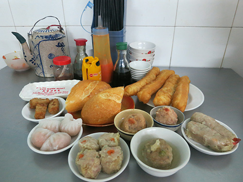 Thương hiệu nhỏ sống lâu, giàu chắc: Những tiệm trà cuối cùng