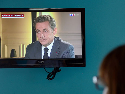 Cựu Tổng thống Nicolas Sarkozy phản c&ocirc;ng tr&ecirc;n đ&agrave;i TF1 Ảnh: RTL