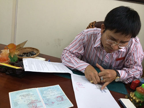 Đủ kiểu qua mặt công chứng (*): Chúng tôi chỉ có cái kính lúp!