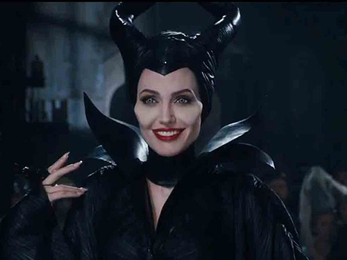Angelina Jolie ấn tượng trong tạo hình tiên hắc ám MaleficentNguồn: Walt Disney