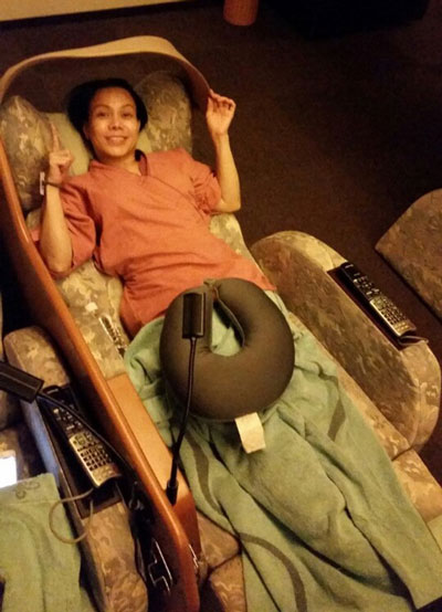 Hình ảnh chụp nghệ sĩ Việt Hương phải qua đêm tại một cơ sở massage ở Nhật. (Ảnh do nghệ sĩ cung cấp)