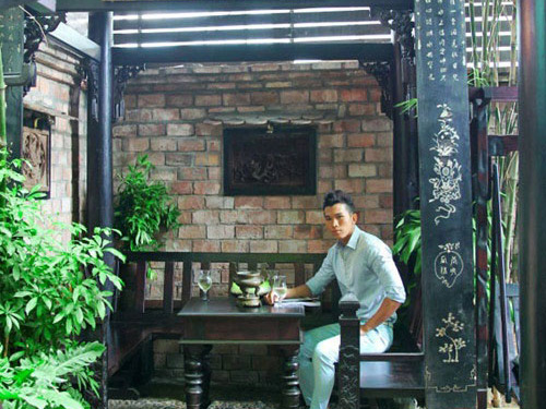 Sự thật sau vẻ ngoài giàu có của giới showbiz: Cơn cuồng khoe của