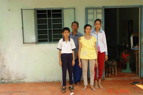 Gia đ&igrave;nh em Kim Ch&acirc;u