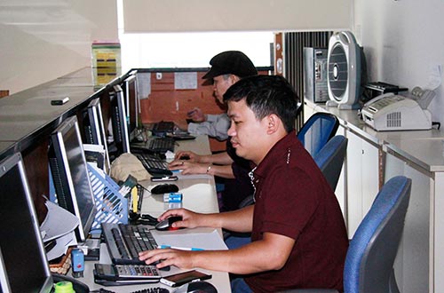 Đừng “say” chứng khoán quá đà