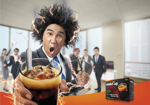 bắt đầu một ngày mới với ly cà phê đen đá Wake-Up Ảnh: Masan