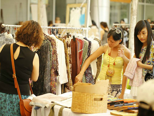 “Chợ trời” độc đáo sát trung tâm Sài Gòn