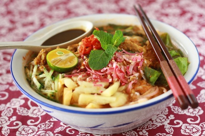 món ngon, đặc sản, cao lầu