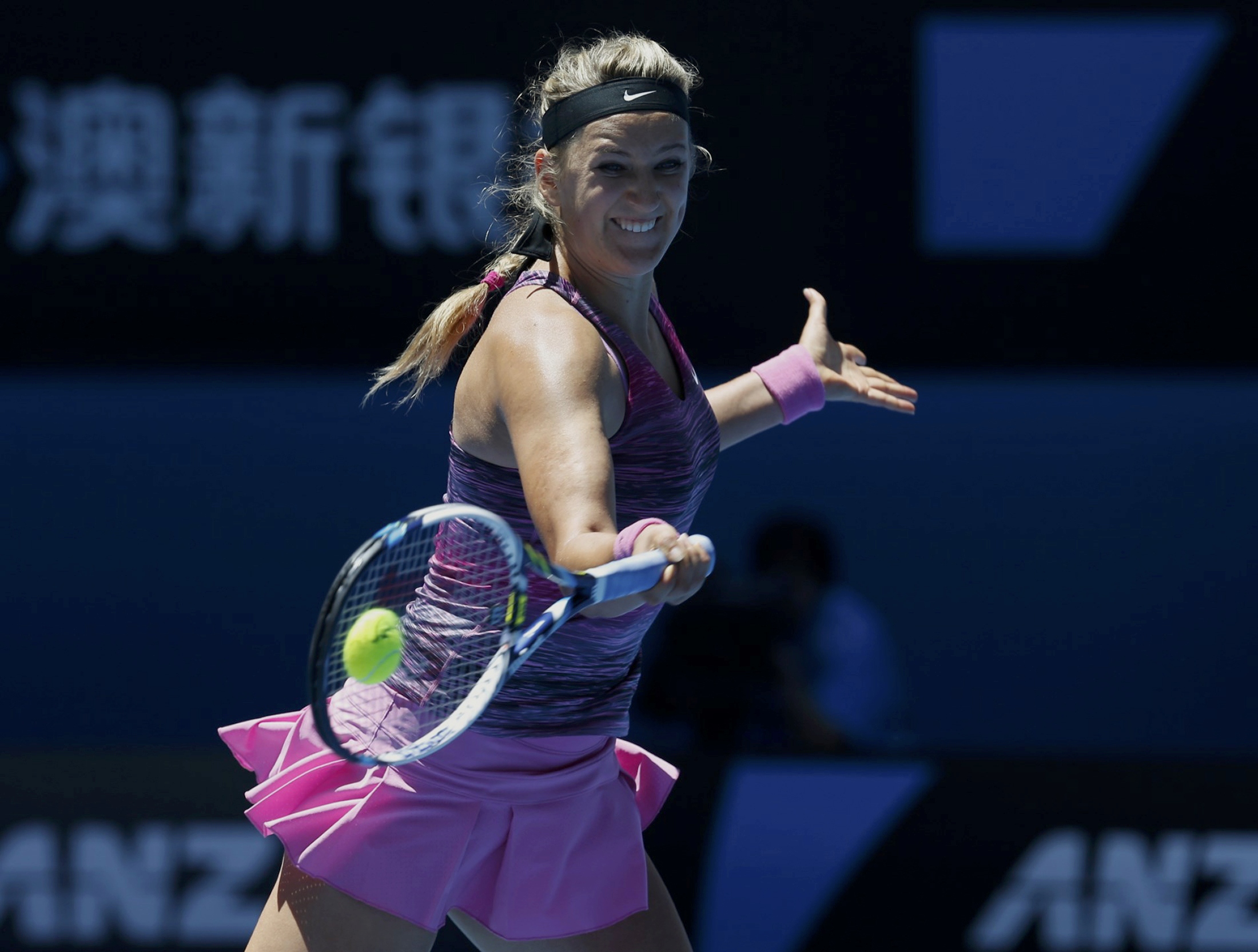 Cú sốc mới: Đương kim vô địch nữ Azarenka rơi rụng