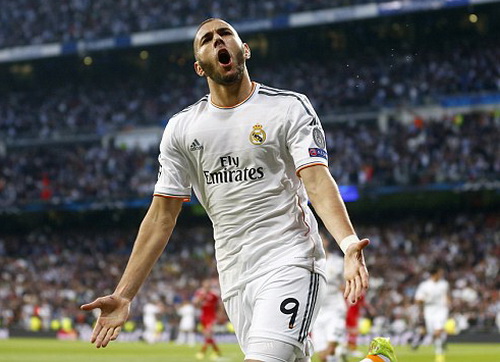 Benzema được cho l&agrave; kh&ocirc;ng c&ograve;n trong kế hoạch tương lai của Real Madrid