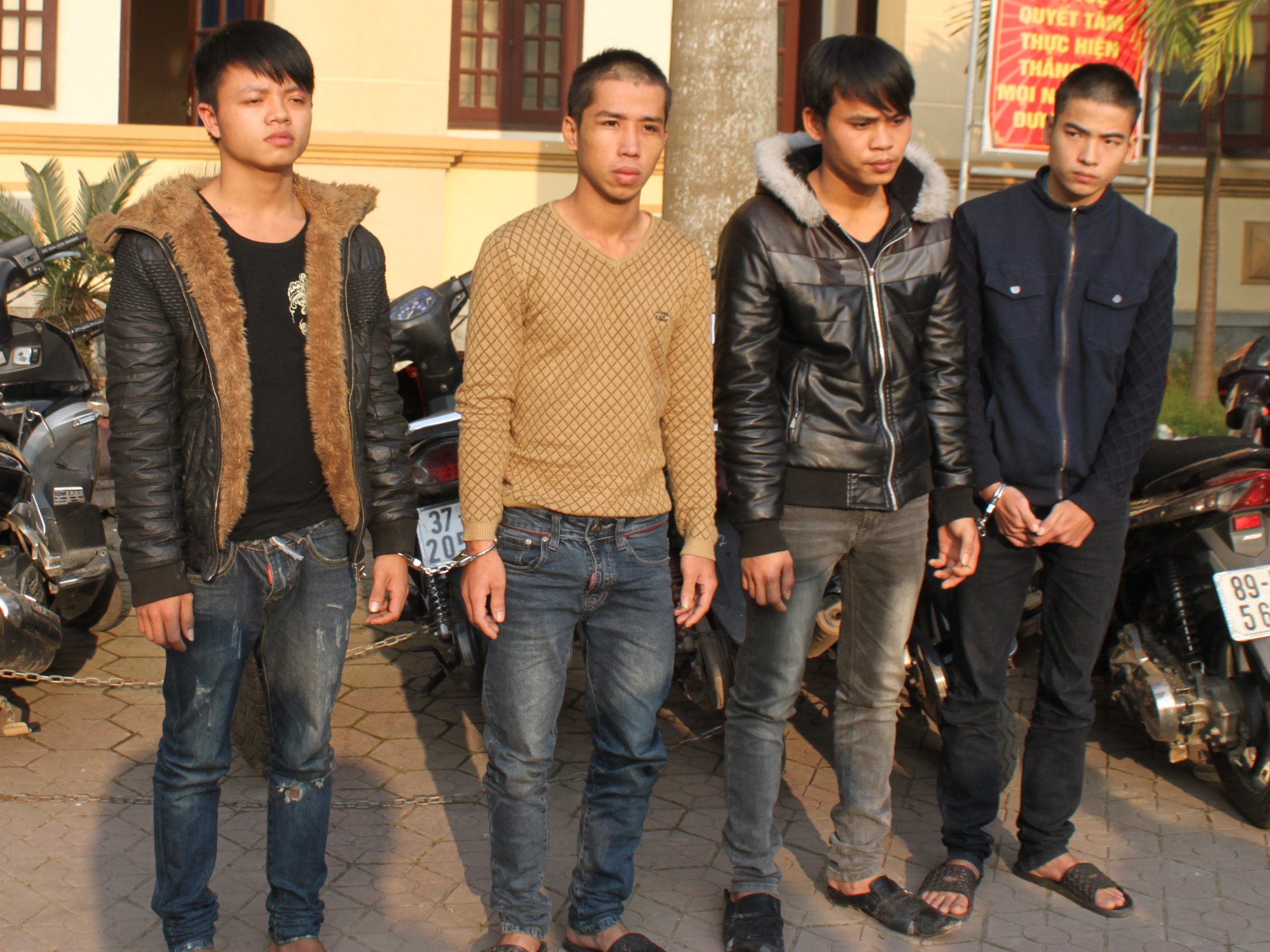 Vờ đi xuất khẩu lao động, trốn vào TP trộm 24 xe máy